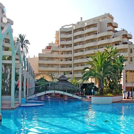 Beachfront With Terrace Appartamento Benalmádena