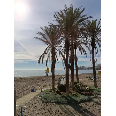Appartamento Beachfront With Terrace *